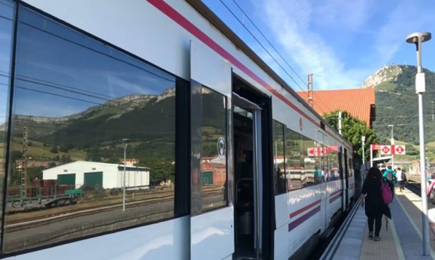 UGT exige al Ministerio la reposición de trenes anulados en Euskadi, por las restricciones, y mejorar su frecuencia