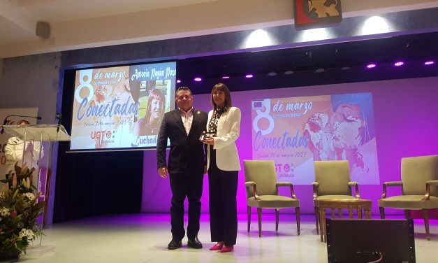 Toñi Payan Pozo de FeSMC-UGT Almería galardonada con el Premio Luchadoras 2023