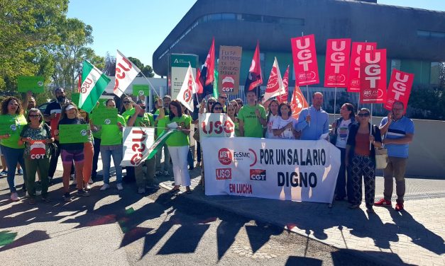 Salud Responde reclama en una huelga los atrasos y la subida salarial firmada en el convenio colectivo